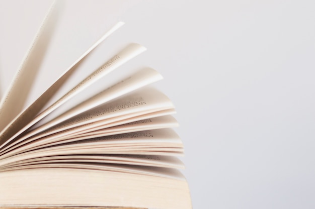 什么是“三从四德”？